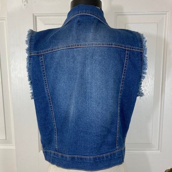 Floral embroidered Jean jacket vest, ladies medium button front frayed denim - Picture 4 of 8